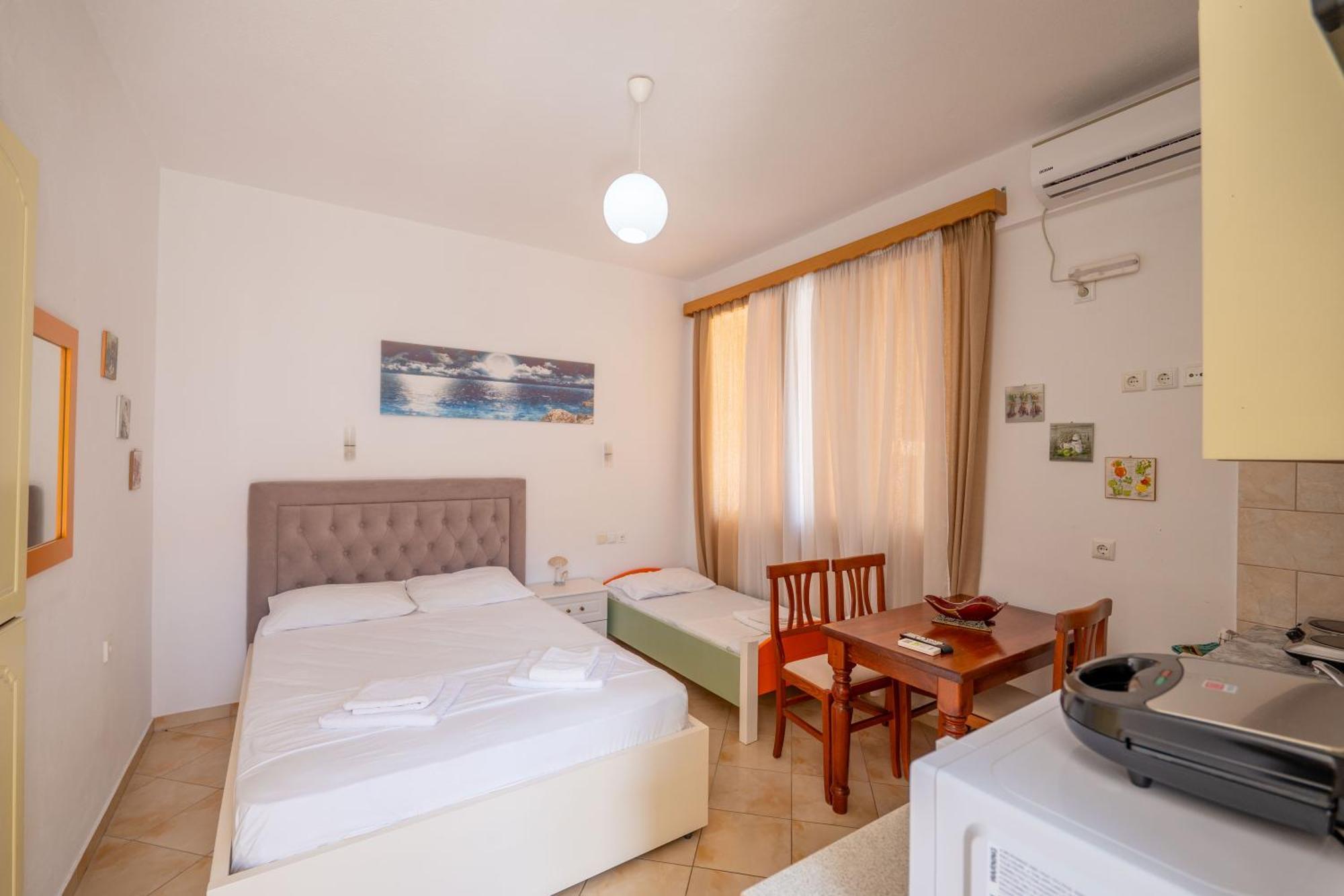 Cozy Apartments Downtown Ksamil Exterior foto